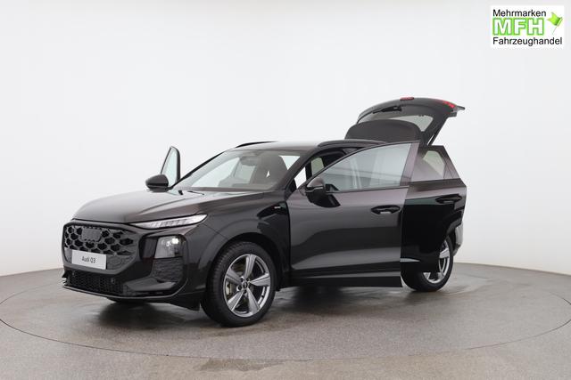 Audi Q3 Basis 2.0 TFSI quattro (Allrad) 204PS S-Tronic (Automatik), 17" Alufelgen, Elektr. Heckklappe, MMI Navigation plus, Sitzheizung, 3-Zonen-Klimaautomatik, Parksensoren vorn/hinten, M-Lederlenkrad, Tempomat, Dachreling, Virtual Cockpit 