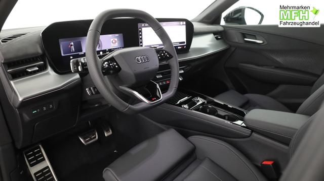 Audi Q3 Sportback Basis 2.0 TFSI quattro (Allrad) 204PS S-Tronic (Automatik), 17" Alufelgen, Elektr. Heckklappe, MMI Navigation plus, Sitzheizung, 3-Zonen-Klimaautomatik, Parksensoren vorn/hinten, M-Lederlenkrad, Tempomat, Virtual Cockpit 