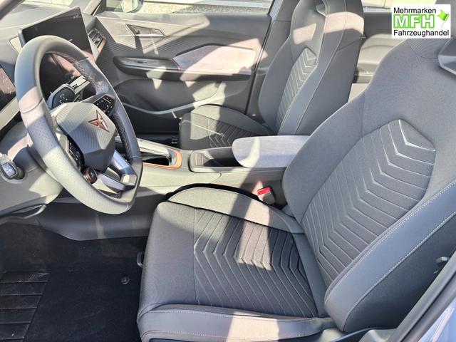 Cupra Born Basis 60 kWh, Systemleistung: 204PS, Reichweite WLTP: 428 km, 5 Jahre Garantie, 19"Alu, Climatronic, Winterpaket, Abgedunkelte Scheiben, NAVI 12,9", ACC, 360&deg; Kamera, Parkassistent inkl. PDC v/h, KESSY, Alarm, M-Lederlenkrad beheizt, Voll-LED-Scheinwerfer 