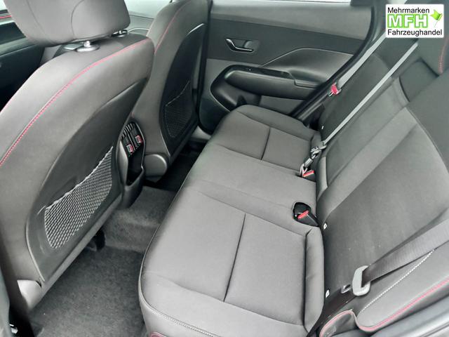 Hyundai KONA N Line 1.6 T-GDI 150PS, Schwarz-Metallic, 18" ALU, Privacy-Glas, Winter-Paket, 2-Zonen-Klimaautomatik, Dachreling, Lederlenkrad, Tempomat, NAVIGATION 12,3", Parksensoren vorrn/hinten, R&uuml;ckfahrkamera, Alarm, LED-Scheinwerfer, Smart Key, Armlehne vorn 