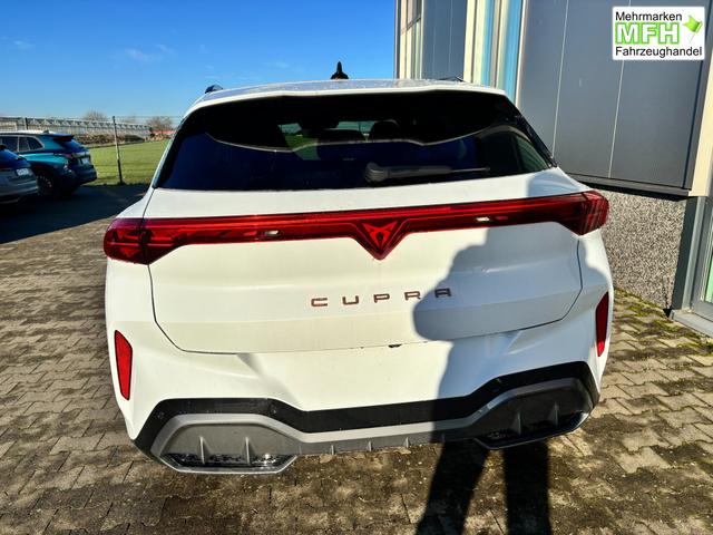 Cupra Terramar Basis 1.5 e-TSI 150PS DSG, 5J Garantie, WEISS-MET, AHK SCHWENKBAR, 19" Alu, NAVIGATION 19"; MATRIX-LED, KESSY, Alarm, Interieur Moon-Light, Elektr. Heckklappe, ACC, Climatronic, Parksensoren vorn/hinten, TOP-VIEW-Kamera,Intelligent-Drive-Paket, HEAD-UP-DISPLAY 