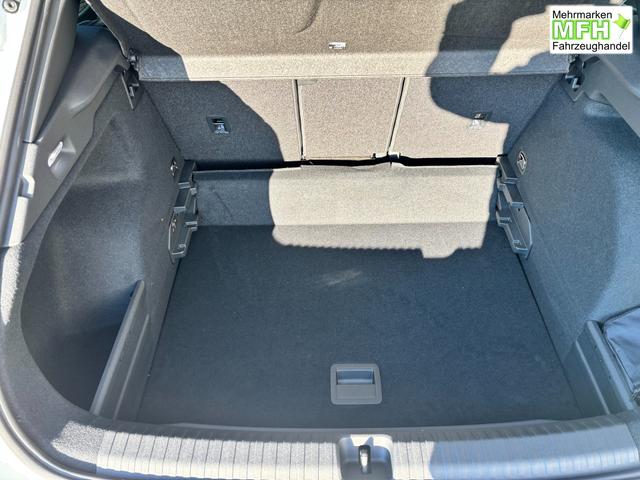 Cupra Terramar Basis 1.5 e-TSI 150PS DSG, 5J Garantie, WEISS-MET, AHK SCHWENKBAR, 19" Alu, NAVIGATION 19"; MATRIX-LED, KESSY, Alarm, Interieur Moon-Light, Elektr. Heckklappe, ACC, Climatronic, Parksensoren vorn/hinten, TOP-VIEW-Kamera,Intelligent-Drive-Paket, HEAD-UP-DISPLAY 