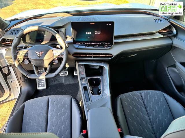 Cupra Terramar Basis 1.5 e-TSI 150PS DSG, 5J Garantie, WEISS-MET, AHK SCHWENKBAR, 19" Alu, NAVIGATION 19"; MATRIX-LED, KESSY, Alarm, Interieur Moon-Light, Elektr. Heckklappe, ACC, Climatronic, Parksensoren vorn/hinten, TOP-VIEW-Kamera,Intelligent-Drive-Paket, HEAD-UP-DISPLAY 