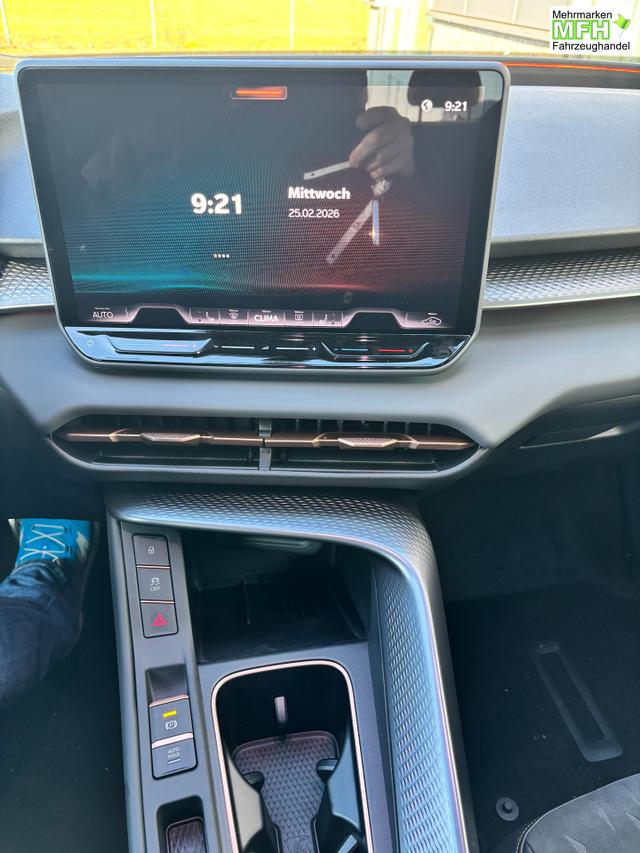 Cupra Terramar Basis 1.5 e-TSI 150PS DSG, 5J Garantie, WEISS-MET, AHK SCHWENKBAR, 19" Alu, NAVIGATION 19"; MATRIX-LED, KESSY, Alarm, Interieur Moon-Light, Elektr. Heckklappe, ACC, Climatronic, Parksensoren vorn/hinten, TOP-VIEW-Kamera,Intelligent-Drive-Paket, HEAD-UP-DISPLAY 