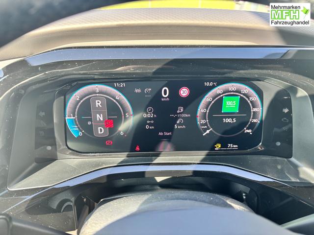 Volkswagen T7 Multivan Business 2.0 TDI 150PS DSG, 5J VW-Garantie, AHK, Family-Paket, 7-Sitzer+Armlehnen, Sitzheizung Digital Cockpit PRO, 17" ALU, IQ.LIGHT LED-MATRIX, 3ZCLIMATRONIC, PRIVACY-GLAS, Parksensoren v/h, KAMERA, 2x Schiebet&uuml;re, ACC, SideAssist, M-Lederlenkrad, Radio 10" 