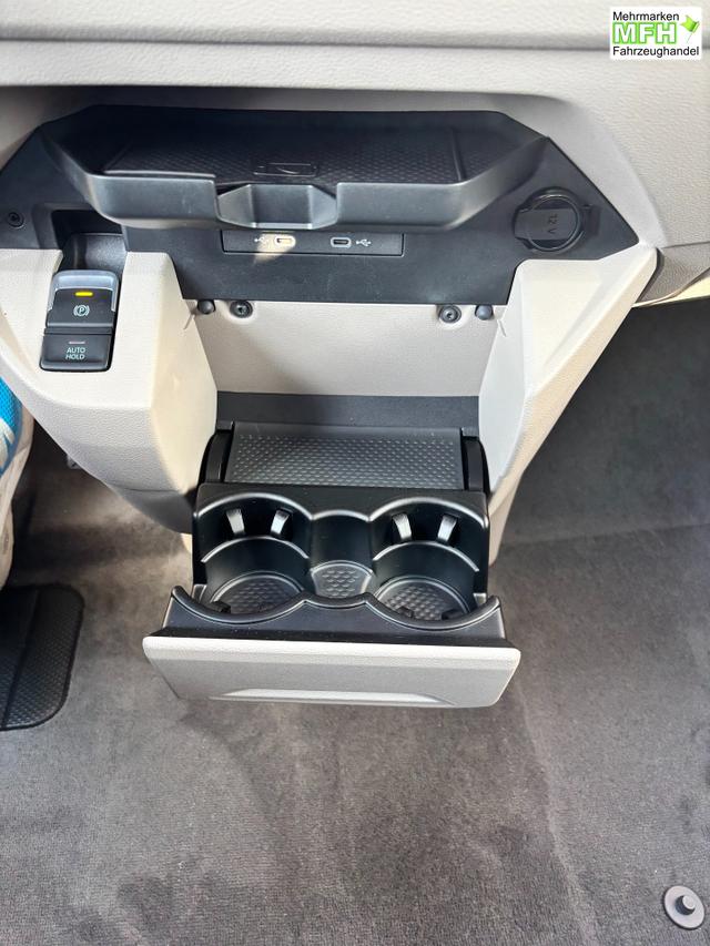 Volkswagen T7 Multivan Business 2.0 TDI 150PS DSG, 5J VW-Garantie, AHK, Family-Paket, 7-Sitzer+Armlehnen, Sitzheizung Digital Cockpit PRO, 17" ALU, IQ.LIGHT LED-MATRIX, 3ZCLIMATRONIC, PRIVACY-GLAS, Parksensoren v/h, KAMERA, 2x Schiebet&uuml;re, ACC, SideAssist, M-Lederlenkrad, Radio 10" 