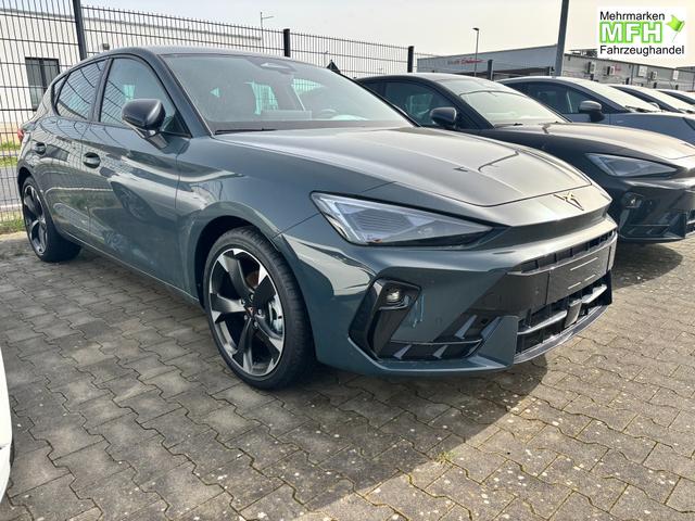 Cupra Leon Basis 1.5 TSI 150PS, 5J Garantie, Fjord-Blau, EDGE-PAKET (KEYLESS, ALARM, R&Uuml;CKFAHRKAMERA), SCHALENSITZE / FAHRERSITZ ELEKTRISCH, SITZHEIZUNG, 18" ALU, LED-Scheinwerfer, 3Z-Climatronic, ACC/Tempomat, Digitales Cockpit, Full Link, Parksensoren v/h, Privacy-Glas 