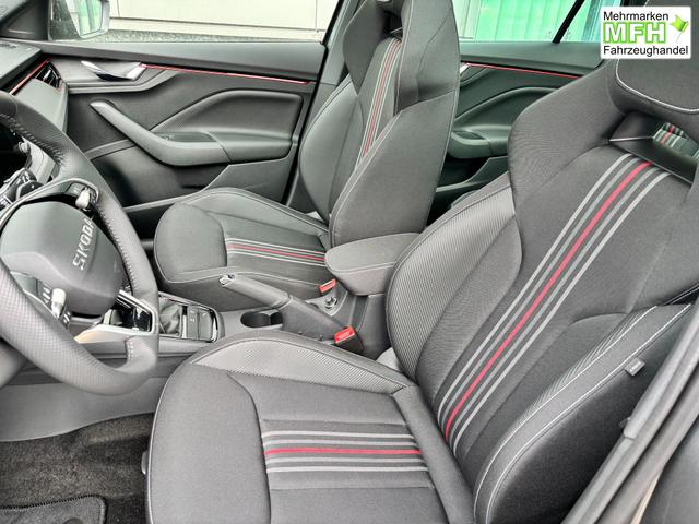 Skoda Kamiq Monte Carlo 1.0 TSI 115PS DSG, GRAU-MET/Dach schwarz, 18" ALU, AHK-VORBEREITUNG, Panoramadach, Matrix-LED, Parksensoren v/h, Kamera, Tempomat, Virtual Cockpit (8"!!), Kessy, Winter-Paket, Climatronic, Radio 8", SmartLink, NSW, Sport-M-Lederlenkrad beheizt, Dachreling 