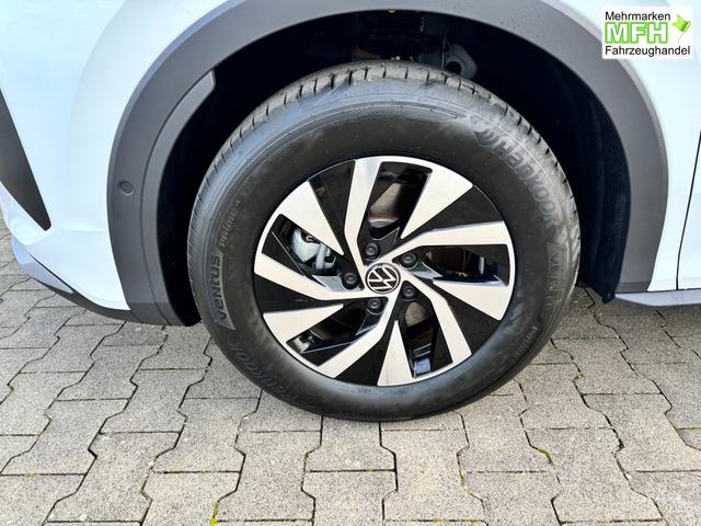 Volkswagen T-Roc Trend 1.5 eTSI mild-hybrid 116PS DSG (AUTOMATIK), Climatronic, Parksensoren vorne/hinten, Radio 10,3" + Wireless App-Connect, Toter-Winkel-Warner, Tempomat, M-Lederlenkrad, Armlehne vorn, LED-Scheinwerfer, Dachreling 