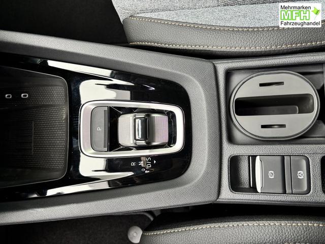 Skoda Octavia Combi Selection 2.0 TDI 150PS DSG, 5J GARANTIE, 16"ALU, ANH&Auml;NGERKUPPLUNG, FRONTSCHEIBE BEHEIZT, LENKRAD KESSY, ALARM, ELEKTR. HECKKLAPPE, Climatronic, Parksensoren vo/hi, R&uuml;ckfahrkamera, Virtual Cockpit 10", Sitzheizung, NAVI 13", ACC-Tempomat 