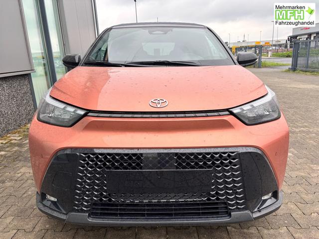 Toyota Aygo X Pulse 1.5 Hybrid 115PS CVT/AUTOMATIK, 3 Jahre Garantie, 17" Alufelgen, Metallic/Dach schwarz, Privacy-Glas, Sitzheizung, R&uuml;ckfahrkamera, Klimaautomatik, Audiosystem 9" + Smartphone-Integration, Lederlenkrad, ACC, ZV mit Fernbedienung, LED-Scheinwerfer 
