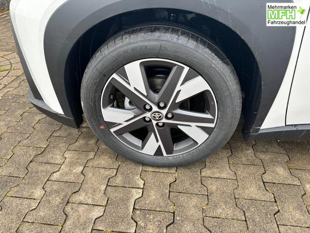 Toyota Aygo X Pulse 1.5 Hybrid 115PS CVT/AUTOMATIK, 3 Jahre Garantie, 17" Alufelgen, Metallic/Dach schwarz, Privacy-Glas, Sitzheizung, R&uuml;ckfahrkamera, Klimaautomatik, Audiosystem 9" + Smartphone-Integration, Lederlenkrad, ACC, ZV mit Fernbedienung, LED-Scheinwerfer 