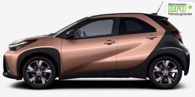 Toyota Aygo X Pulse 1.5 Hybrid 115PS CVT/AUTOMATIK, 3 Jahre Garantie, 17" Alufelgen, Cinnamon-Metallic/Dach schwarz, Privacy-Glas, Sitzheizung, R&uuml;ckfahrkamera, Klimaautomatik, Audiosystem 9" + Smartphone-Integration, Lederlenkrad, ACC, ZV mit Fernbedienung, LED-Scheinwerfer 
