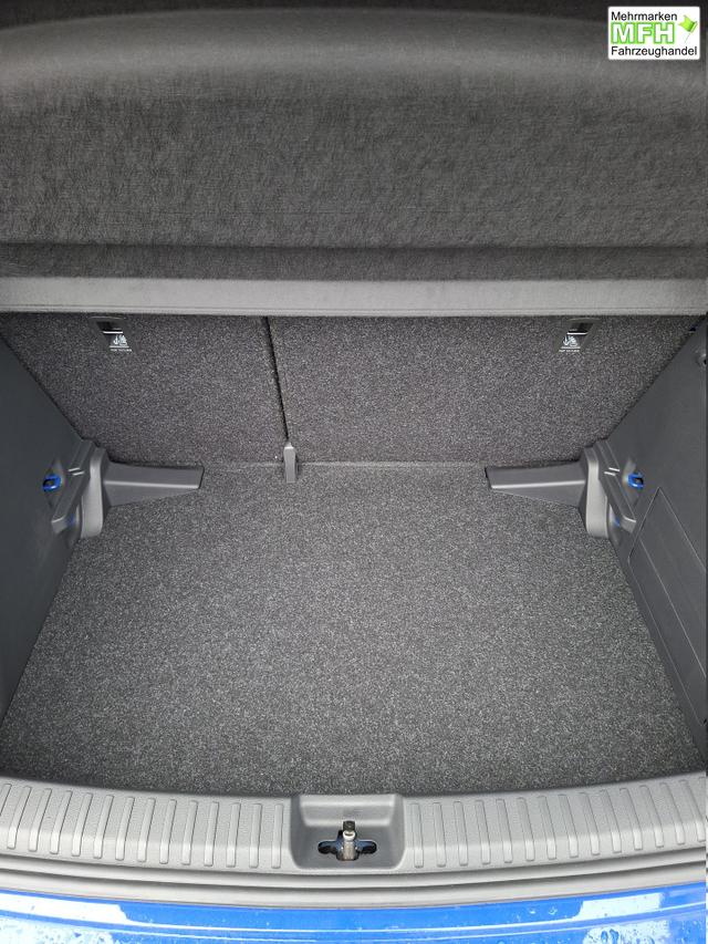 Skoda Fabia Extra 1.0 80PS, 5 Jahre Garantie, Energy-Blau, Klimaanlage, Parksensoren hinten, Infotainment 8", Virtual Cockpit, LED-Scheinwerfer, Nebelscheinwerfer, Wireless SmartLink (Navi-Funktion &uuml;ber Smartphone), Armlehne vorn, Fu&szlig;matten 