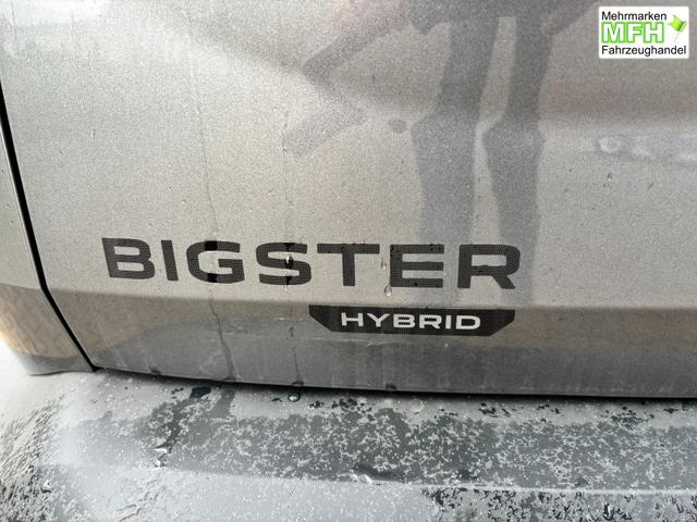 Dacia Bigster Journey FULL-HYBRID 155 (Benzin+Elektro), GRAU-METALLIC/DACH SCHWARZ, BEHEIZTE FRONTSCHEIBE, SITZHEIZUNG, LENRADKRADHEIZUNG, TOTER-WINKEL-ASSISTENT, PARKSENSOREN VORN/HINTEN, MULTIVIEW-KAMERA, 18" ALUFELGEN, PRIVACY-GLAS, NAVIGATION, ELEKTR. HECKKLAPPE, ACC 