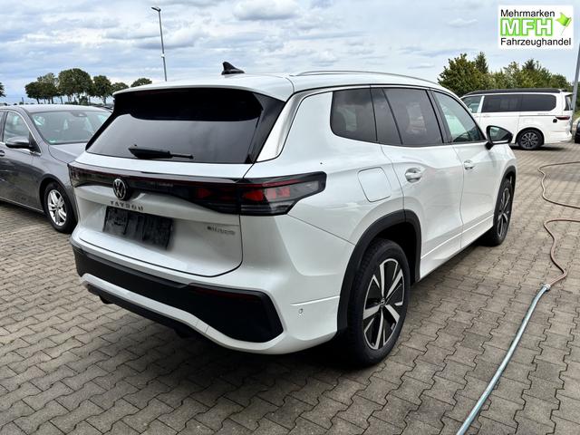 Volkswagen Tayron Limited 2.0 TDI 4MOTION 4x4 193PS DSG, Metallic, Winterpaket, Elektr. Heckklappe, 17" Alu, LED-PLUS-Scheinwerfer, ParkAssist, Parksensoren v/h, 360&deg;Kamera, Akustikfenster/Privacy, Radio 12,9"/App-Connect, Alarm, Keyless, 3Z-Climatronic, ACC, Dachreling silber 