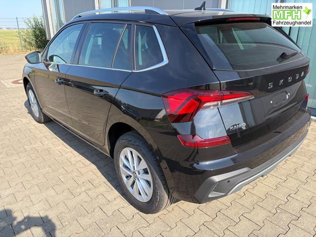 Skoda Kamiq Selection 1.0 TSI 115PS, 5J GARANTIE, Schwarz-METALLIC, ELEKTR. HECKKLAPPE, ANH&Auml;NGERKUPPLUNG, BEH. FRONTSCHEIBE, Sitzheizung, Lenkradheizung, Ladeboden var, ACC, SIDE Assist, Virtual Cockpit 10", Parksensoren v/h, Kamera, KESSY, Privacy-Glas, 16" Alu, Climatronic 