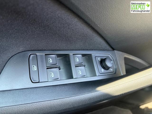 Skoda Kamiq Selection 1.0 TSI 115PS, 5J GARANTIE, Grau-METALLIC, ELEKTR. HECKKLAPPE, ANH&Auml;NGERKUPPLUNG, BEH. FRONTSCHEIBE, Sitzheizung, Lenkradheizung, Ladeboden var, ACC, SIDE Assist, Virtual Cockpit 10", Parksensoren v/h, Kamera, KESSY, Privacy-Glas, 16" Alu, Climatronic 