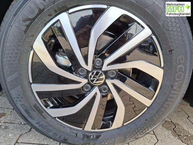 Volkswagen Polo Special 1.0 TSI 95PS, 4 Jahre VW-Garantie, ANH&Auml;NGERKUPPLUNG, 15" ALU, SITZHEIZUNG, Parksensoren VORNE & hinten, R&uuml;ckfahrkamera, M-Lederlenkrad, READY2DISCOVER, APP-CONNECT, Armlehne vorne, Induktionsladen Smartphone, Abgedunkelte Scheiben, RESERVERAD, NSW 