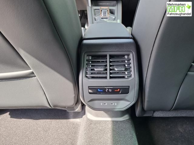 Cupra Leon Sportstourer Basis 1.5 eTSI 150PS DSG (AUTOMATIK), GRAU-MET, ANH&Auml;NGERKUPPLUNG, ELEKTR. HECKKLAPPE, KESSY, ALARM, R&Uuml;CKFAHRKAMERA, 18" Alu, Sitzheizung, M-Lederlenkrad beheizt, Parksensoren vorne und hinten, Adaptiver Tempomat, 3-Zonen-Climatronic, Radio 12,9" + Full Link 