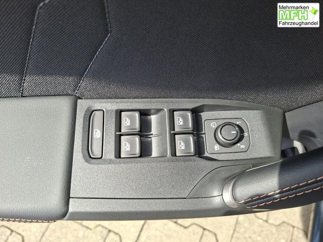 Cupra Leon Sportstourer Basis 1.5 eTSI 150PS DSG (AUTOMATIK), GRAU-MET, ANH&Auml;NGERKUPPLUNG, ELEKTR. HECKKLAPPE, KESSY, ALARM, R&Uuml;CKFAHRKAMERA, 18" Alu, Sitzheizung, M-Lederlenkrad beheizt, Parksensoren vorne und hinten, Adaptiver Tempomat, 3-Zonen-Climatronic, Radio 12,9" + Full Link 