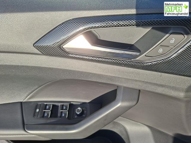 Volkswagen T-Cross R-Line Limited 1.0 TSI 115PS DSG, Deep-Black-Metallic, 5 JAHRE GARANTIE, ANH&Auml;NGERKUPPLUNG, CLIMATRONIC, SITZHEIZUNG, 18" Alu, MATRIX-LED, Adaptiver Tempomat ACC, Parksensoren, R&uuml;ckfahrkamera, Keyless, Abgedunkelte Scheiben, Radio "Ready2Discover" + App-Connect 