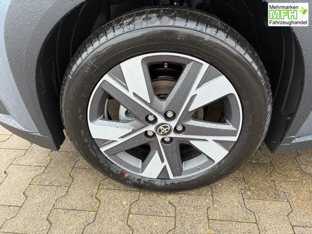 Toyota Aygo X Play 1.5 Hybrid 115PS CVT/AUTOMATIK, Celestite Grey Metallic , 3 Jahre Garantie, 17" Alufelgen, Sitzheizung, R&uuml;ckfahrkamera, Klimaautomatik, Audiosystem 9" + Smartphone-Integration, Lederlenkrad, ACC, ZV mit Fernbedienung 