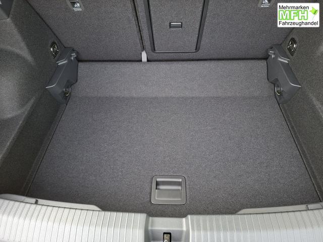 Volkswagen T-Roc Style Modell 2025, 1.5 TSI 150PS DSG, Schwarz-Met, Elektr. Heckklappe, ACC, Virtual Cockpit, Climatronic, ParkAssist, Parksensoren v/h, R&uuml;ckfahrkamera, Sitzheizung, Privacy-Glas, M-Lederlenkrad beheizt, 19" ALU "Misano" schwarz, IQ LIGHT MATRIX, Keyless 