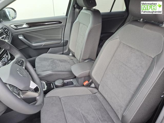 Volkswagen T-Roc Style Modell 2025, 1.5 TSI 150PS DSG, Schwarz-Met, Elektr. Heckklappe, ACC, Virtual Cockpit, Climatronic, ParkAssist, Parksensoren v/h, R&uuml;ckfahrkamera, Sitzheizung, Privacy-Glas, M-Lederlenkrad beheizt, 19" ALU "Misano" schwarz, IQ LIGHT MATRIX, Keyless 