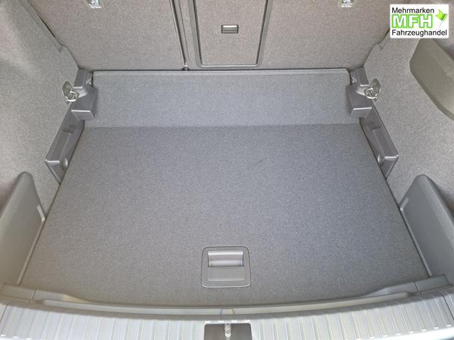 Skoda Karoq Sportline 1.5 TSI 150PS DSG, WEISS-MET, 5JGARANTIE, AHK SCHWENKBAR, 19" ALU SAGITARIUS, BEHEIZTE FRONTSCHEIBE, SITZHEIZUNG, MATRIX-LED, Elektr. Heckklappe, Virtual Cockpit 10", Climatronic, NAVI, ACC, Parksensoren v/h, R&uuml;ckfahrkamera, Dachreling, PRIVACY-GLAS 