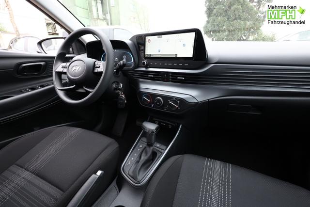 Hyundai i20 Select DCT MY26 Nav Kam PDC Klima Temp CarP 