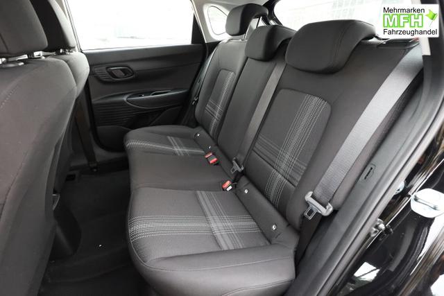 Hyundai i20 Select DCT MY26 Nav Kam PDC Klima Temp CarP 