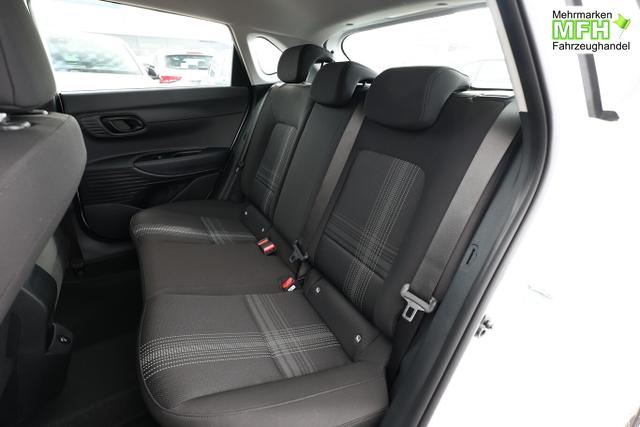 Hyundai i20 Select Nav SHZ 16Z PrivG Kam SmartL PDC Temp 