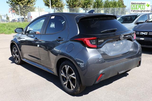 Toyota Yaris LED DigiC Privacy ACC Kam 16"LM CarPlay 