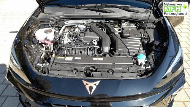 Cupra Leon Sportstourer ST eTSI DSG IntelliD Pano Matrix Edge SHZ 