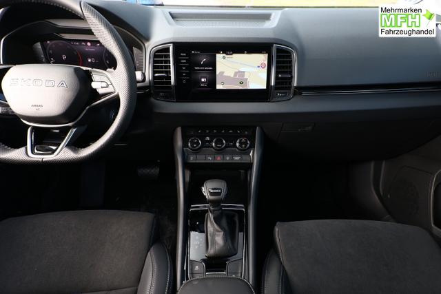 Skoda Karoq Selection DSG Pano AHK NavC SideA Leder ACC Kessy 