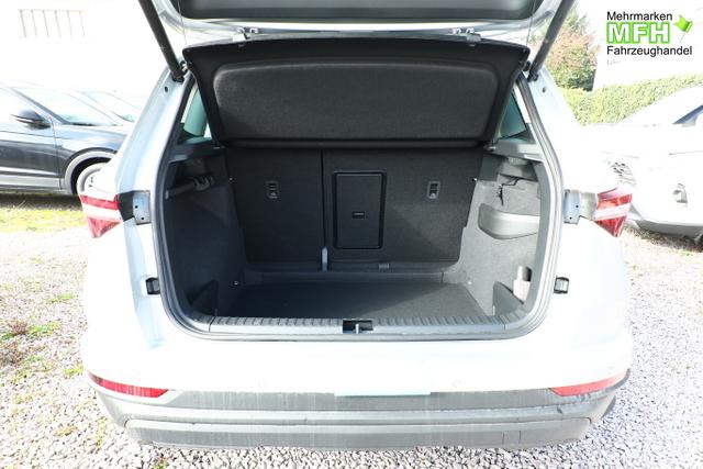 Skoda Karoq Selection DSG Pano AHK NavC SideA Leder ACC Kessy 