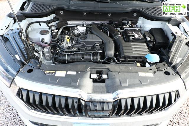 Skoda Karoq Selection DSG Pano AHK NavC SideA Leder ACC Kessy 