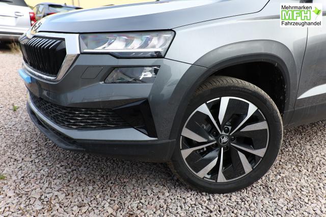 Skoda Karoq Selection DSG Pano AHK NavC SideA Leder ACC Kessy 