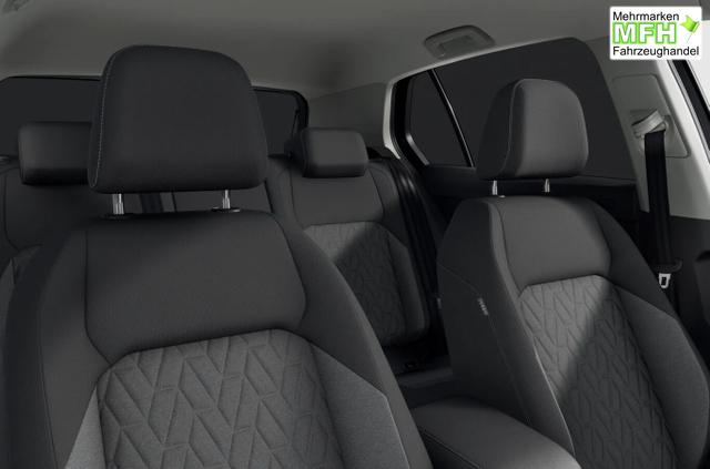 Volkswagen Golf 8 1.5 eTSI 150 DSG LED Keyl ACC R2D 5J.Gar 