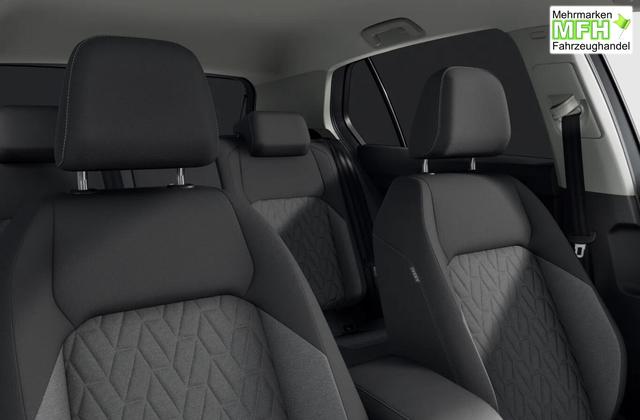 Volkswagen Golf 8 1.5 eTSI 150 DSG LED Keyl ACC R2D 5J.Gar 