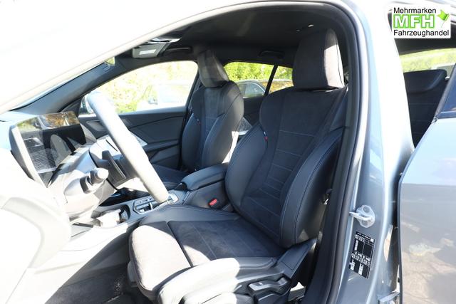 BMW 1er M Sport 120i ACC PrivG 2Z-Klima LED Nav Kam SHZ 