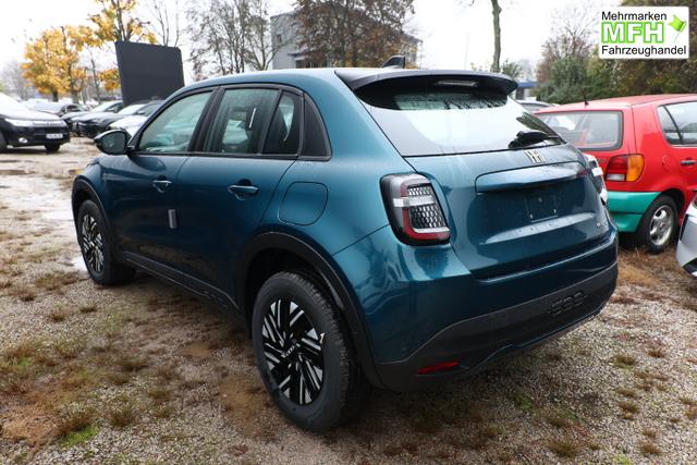 Fiat 600 MHEV AT LED Nav ACC Kam Keyl Klimaaut 