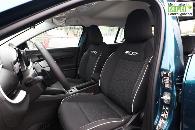 Fiat 600 MHEV AT LED Nav ACC Kam Keyl Klimaaut 