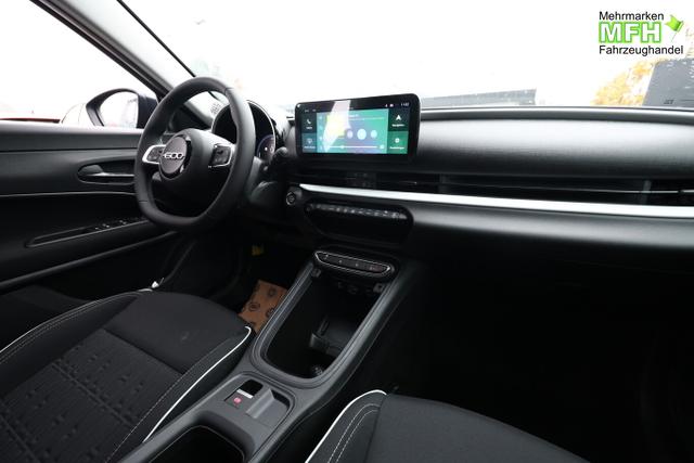 Fiat 600 MHEV AT LED Nav ACC Kam Keyl Klimaaut 