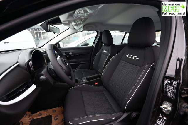 Fiat 600 MHEV AT LED Nav ACC Kam Keyl Klimaaut 