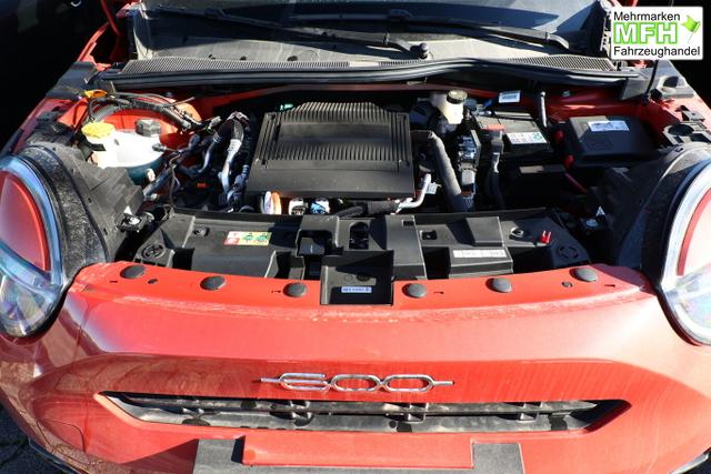 Fiat 600 La Prima 11kW-OBC W&auml;rmeP Massage Nav Keyl 