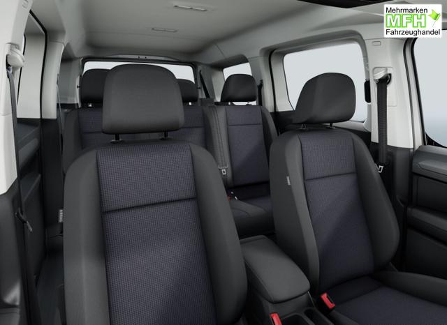 Volkswagen Caddy Maxi 7S ACC AC(2Zone) Kam AppCo 2xPDC MFL 