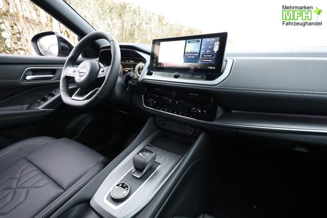 Nissan Qashqai Tekna AT AWD Pano HUD eHk SHZ ACC Keyl 