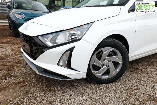 Hyundai i20 Select DCT MY26 Nav Kam PDC Klima Temp CarP 